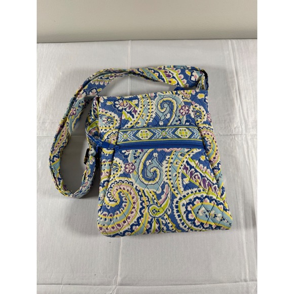 Vera Bradley Handbags - Retired Vera Bradley Hipster crossbody "Capri Blue" quilted paisley pattern